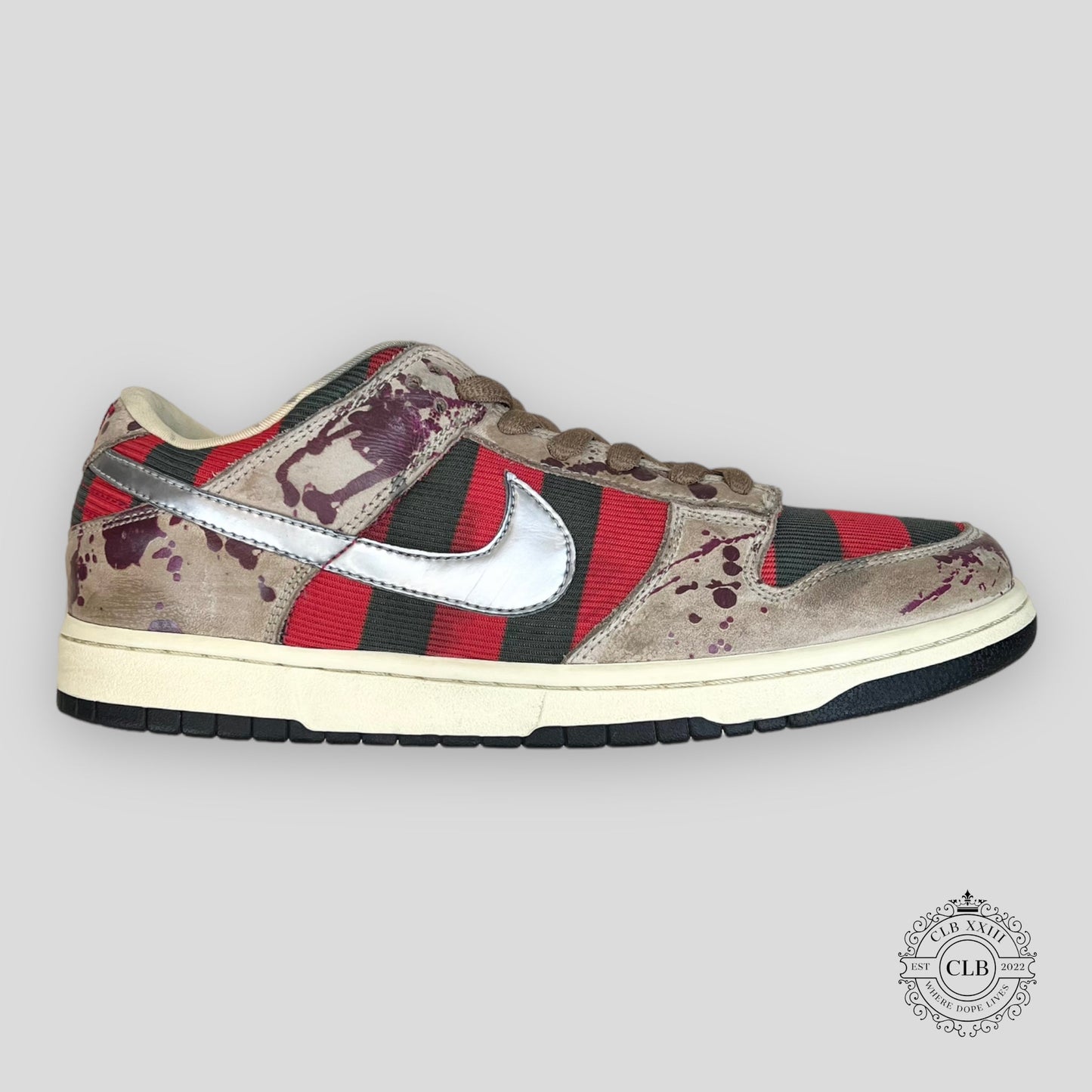 NIKE SB DUNK LOW "FREDDY KRUEGER"