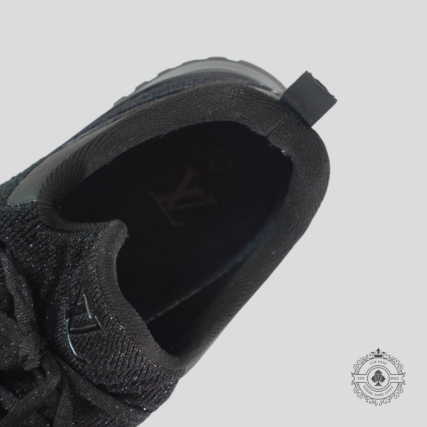 Louis Vuitton V.N.R Sneakers in Black