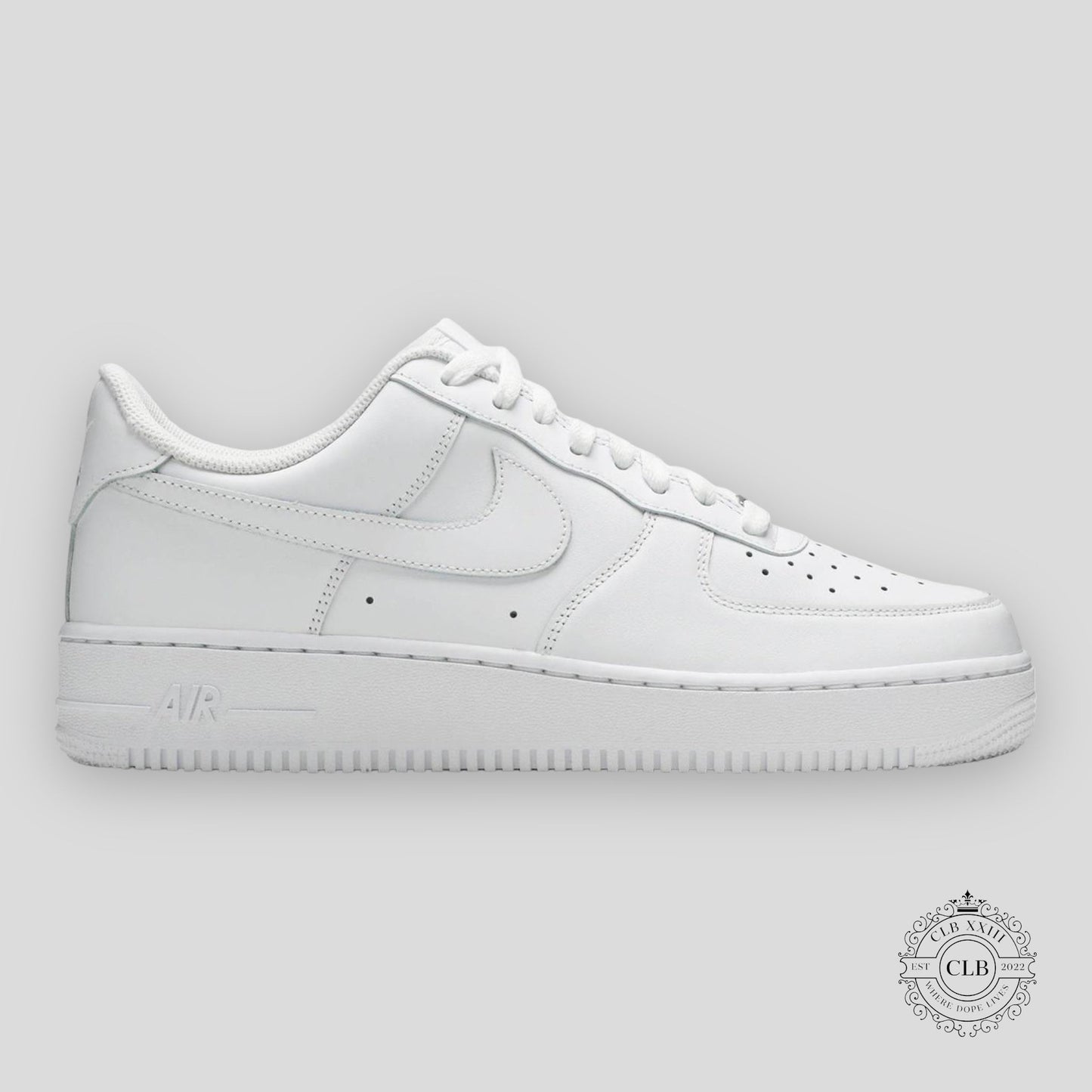 NIKE AIR FORCE 1 LOW “TRIPLE WHITE”