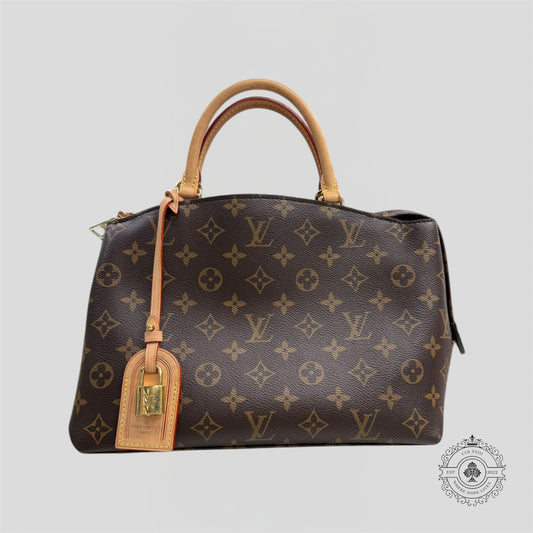 Louis Vuitton Monogram Petit Palais