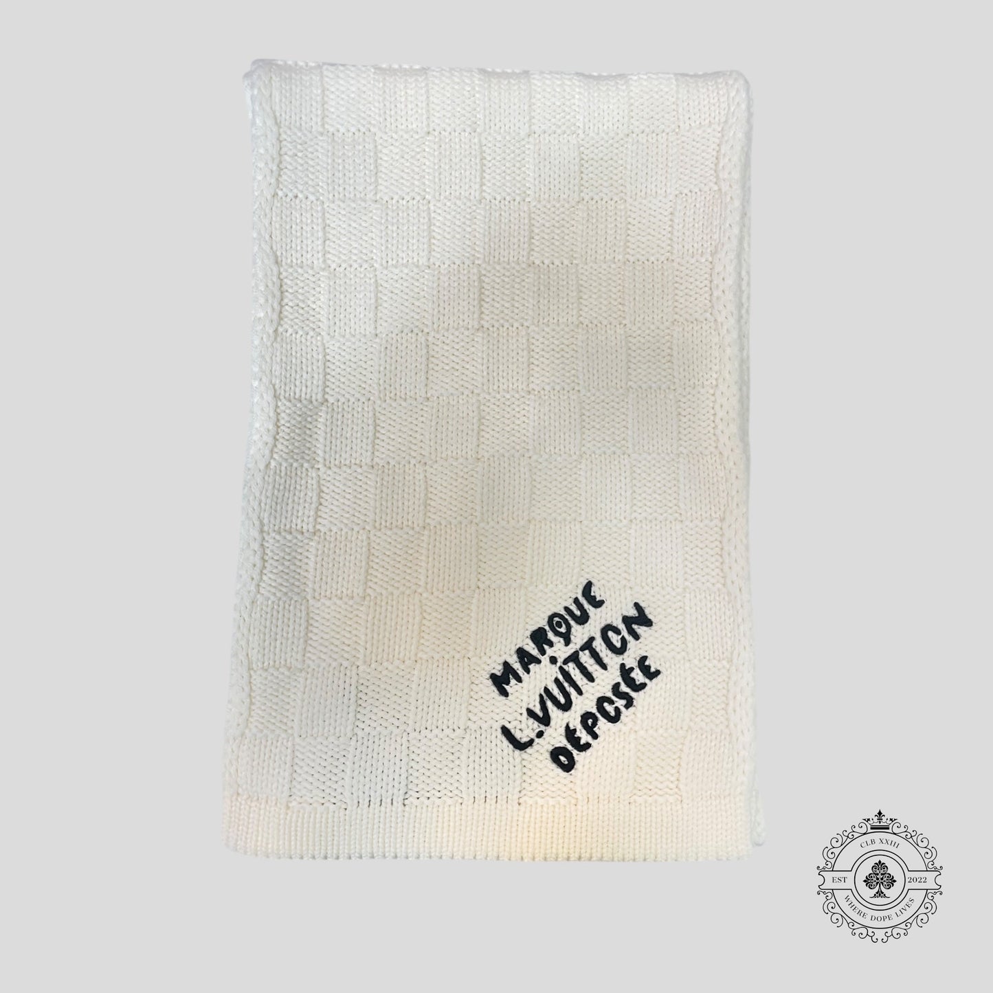 Louis Vuitton Damier Snug Cream Scarf